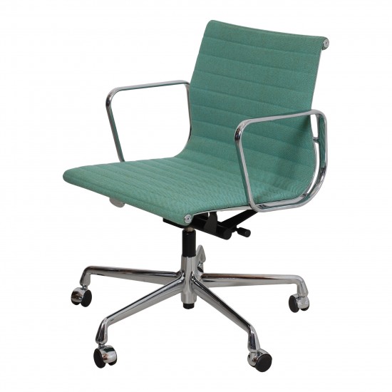 Vitra best sale eames kontorstol